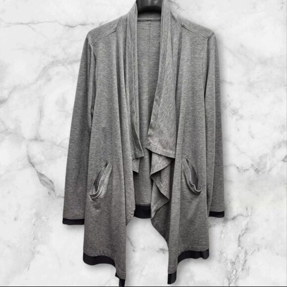 LIVI Sweaters - LIVI Active Open Front Cardigan Womens 22/24 Gray Hi/Lo Hem Long Sleeves Pockets